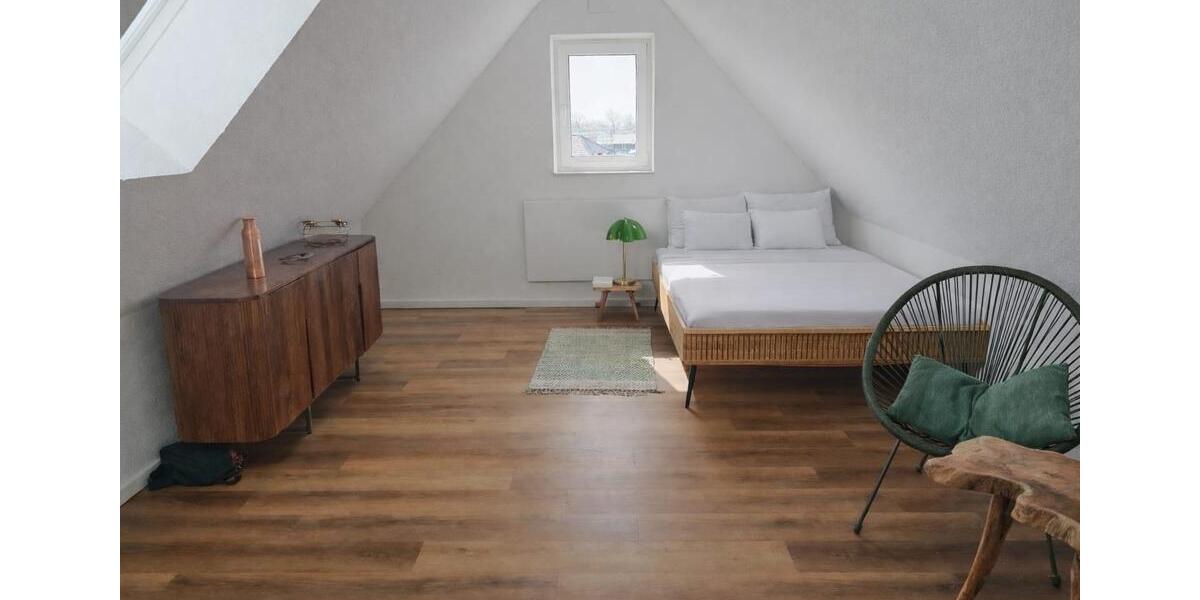 Dachgeschoßwohnung Tönning - 3 Zimmer, 70 m&sup2;, 840&euro; | Angebot:25963513