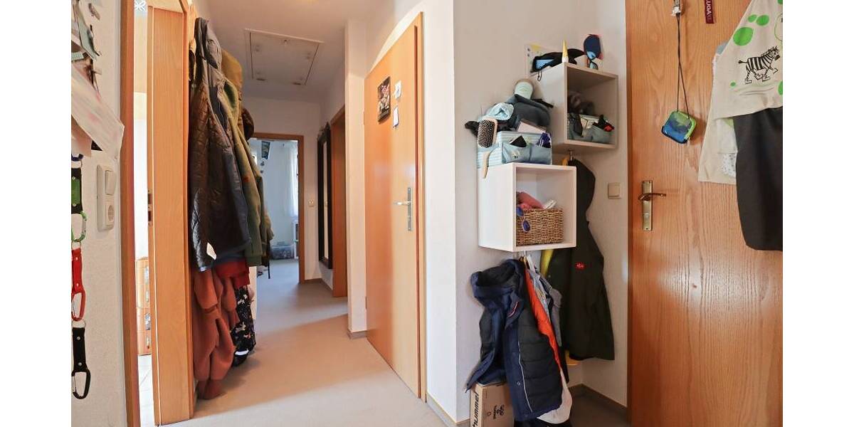 Etagenwohnung Rellingen - 3 Zimmer, 90 m&sup2;, 1.170&euro; | Angebot:26154808