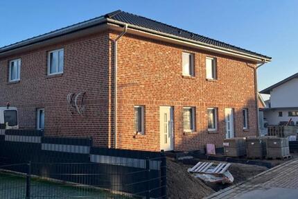 Neubau Doppelhaushälfte -> Hausberge Tielosen -> März 2026 6 zimmer