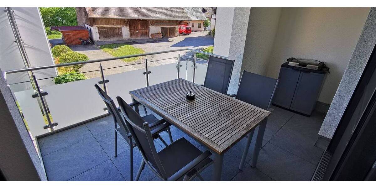 Etagenwohnung Überlingen Überlingen - 3 Zimmer, 102 m&sup2;, 3.000&euro; | Angebot:25689383