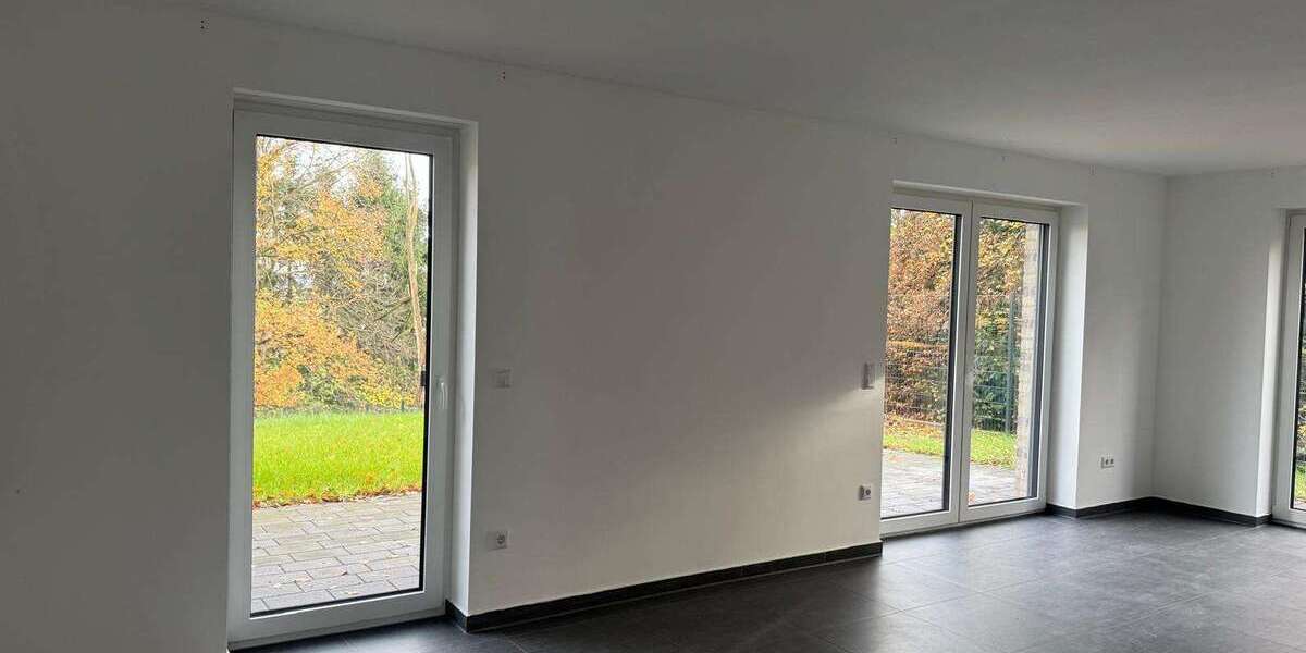 Haus zum Mieten in Duisburg 2.290 € 126 m² 4 zimmer