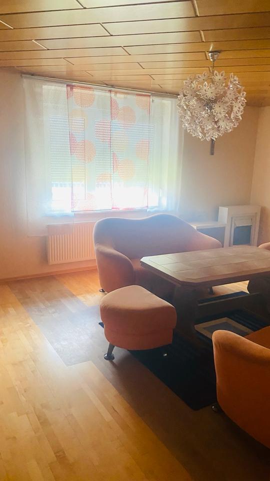 Haus mit Garten und Stellplatz an Firmen Montage zu vermieten