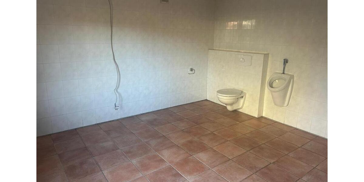 Einfamilienhaus Bebra - 6.5 Zimmer, 152 m&sup2;, 1.348&euro; | Angebot:21845134