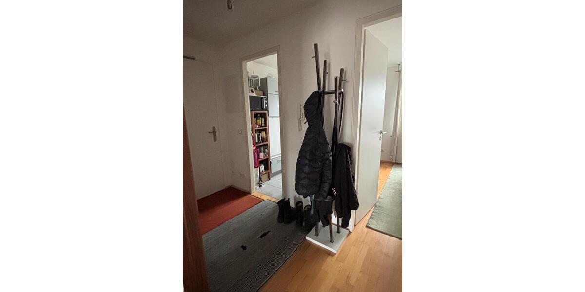 Etagenwohnung München Moosach - 3 Zimmer, 68 m&sup2;, 2.052&euro; | Angebot:26692045