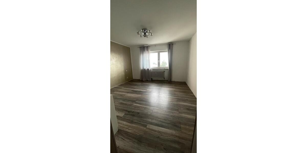 Etagenwohnung Schifferstadt - 4 Zimmer, 92 m&sup2;, 1.200&euro; | Angebot:25870804