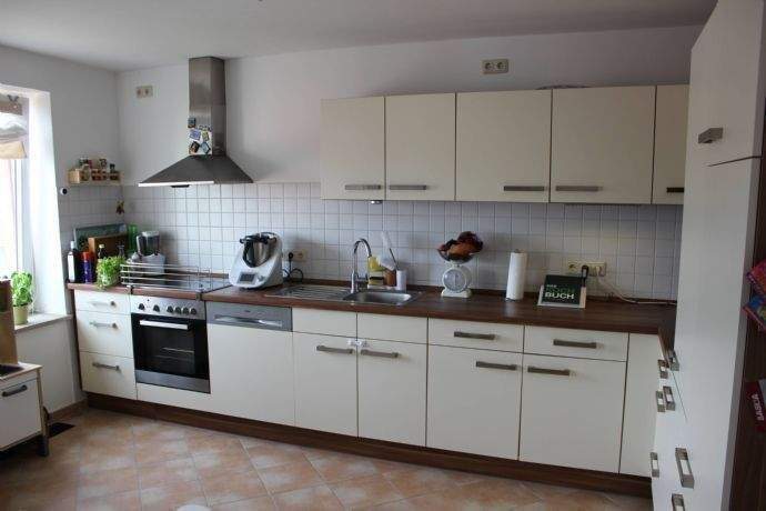 Etagenwohnung Schwerin Feldstadt - 4 Zimmer, 95 m&sup2;, 1.290&euro; | Angebot:24607940