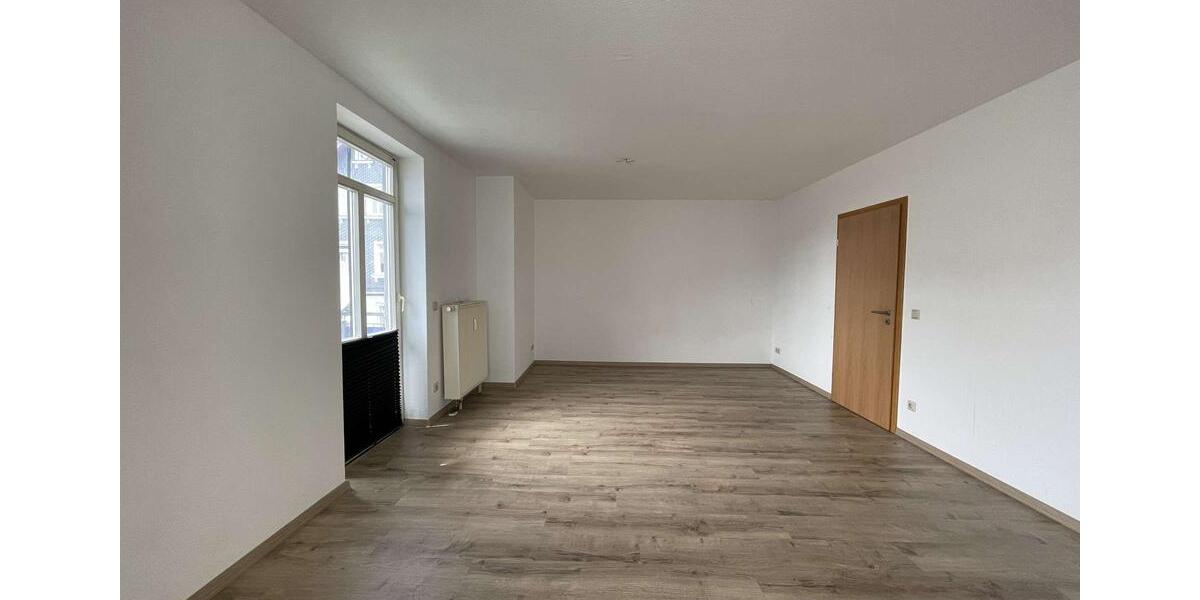 Etagenwohnung Sonneberg - 1 Zimmer, 52 m&sup2;, 330&euro; | Angebot:22894021