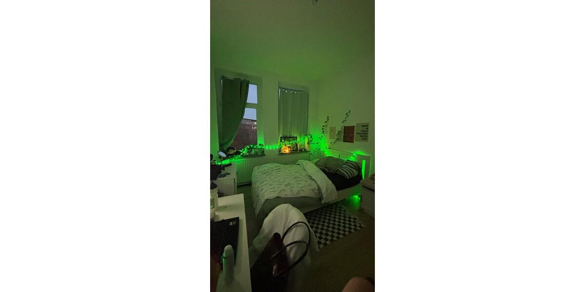 Gemütliches Zimmer in zentraler WG 1 zimmer