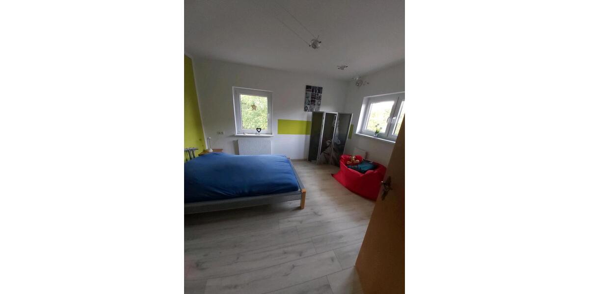 Etagenwohnung Gudensberg - 4 Zimmer, 125 m&sup2;, 990&euro; | Angebot:24846680
