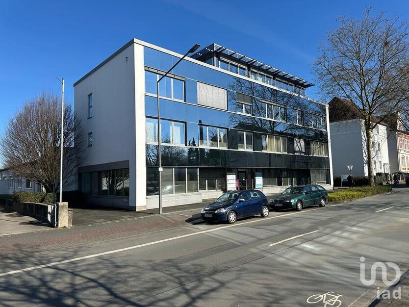 Vielseitig nutzbare Räumlichkeiten in Detmold – Klinik, Praxis, Büro oder Lager
