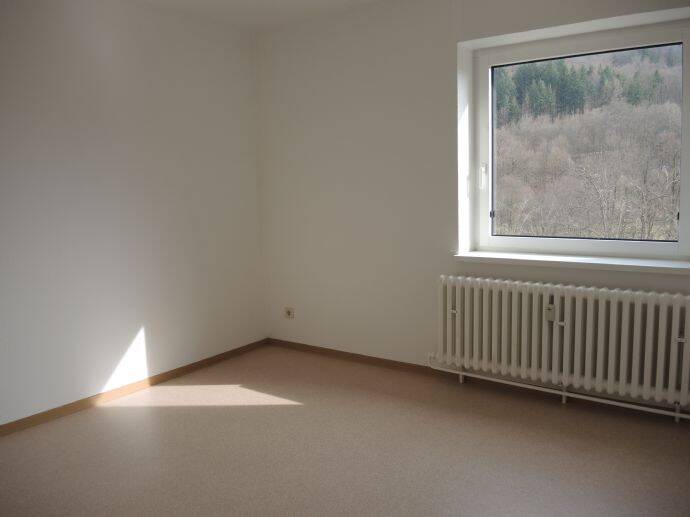 Etagenwohnung Bad Brückenau Staatsbad Brückenau - 4 Zimmer, 96 m&sup2;, 585&euro; | Angebot:26796331