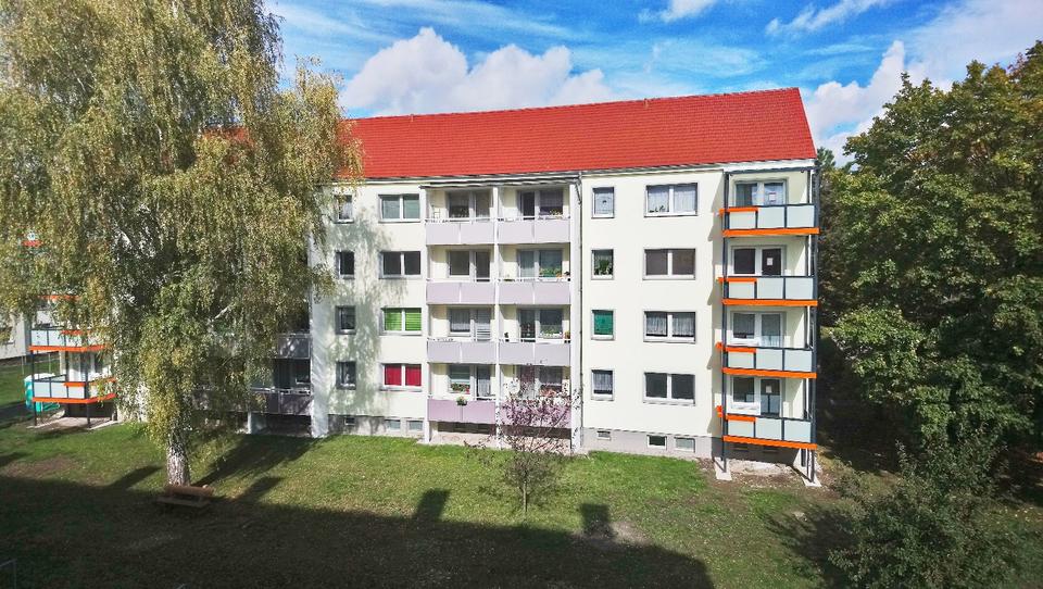 Dachgeschoßwohnung Flöha - 3 Zimmer, 60 m&sup2;, 365&euro; | Angebot:13333098