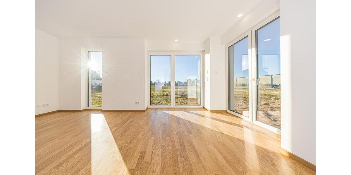 *Doppelhaushälfte in Taucha* Modern leben, minimal verbrauchen *Spitzen-Energiekonzept* (KfW 40) 5 zimmer