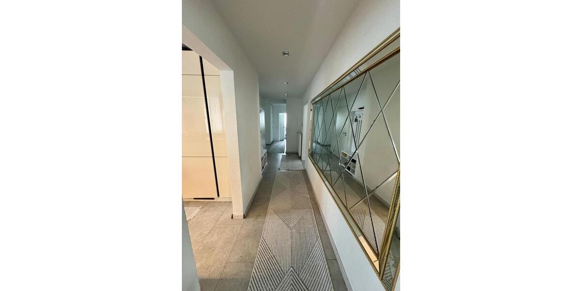 Erdgeschoßwohnung Crailsheim - 4 Zimmer, 120 m&sup2;, 1.450&euro; | Angebot:26096059