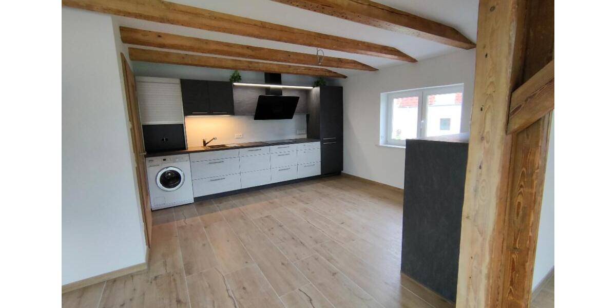 Dachgeschoßwohnung Ebersbach-Neugersdorf Neugersdorf - 2 Zimmer, 90 m&sup2;, 800&euro; | Angebot:25710535