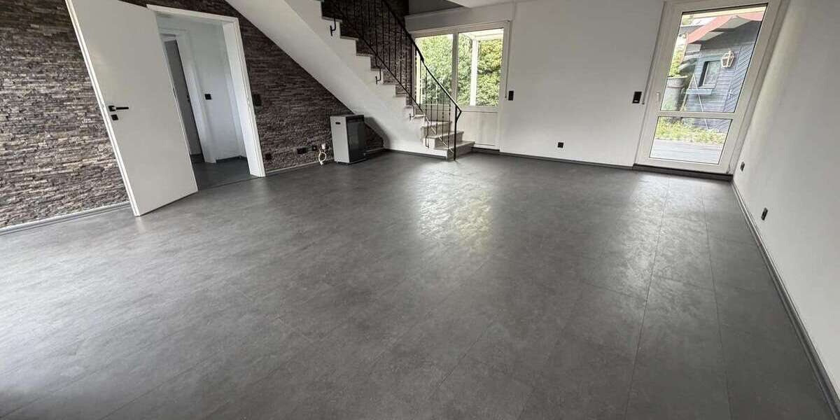 Einfamilienhaus Geilenkirchen Lindern - 2 Zimmer, 110 m&sup2;, 1.140&euro; | Angebot:27032186