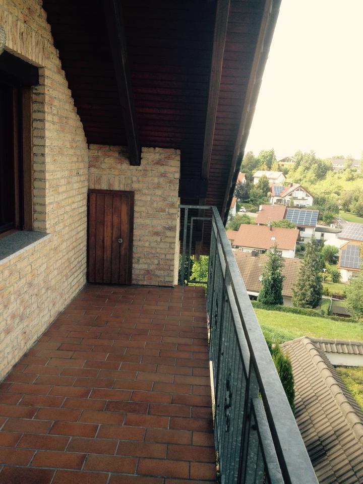 Gemütliche 3-Zimmer-Dachgeschosswohnung in Owingen zu vermieten zimmer