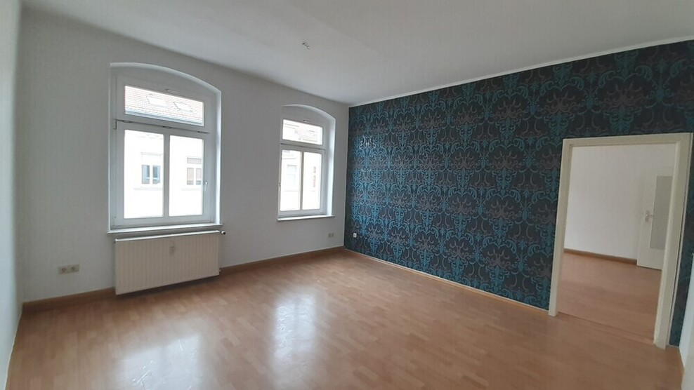 WG-Wohnung mit 4-Zimmern, 3.OG mit 2 Bädern in ruhigem und zentralem Wohnviertel von Gera