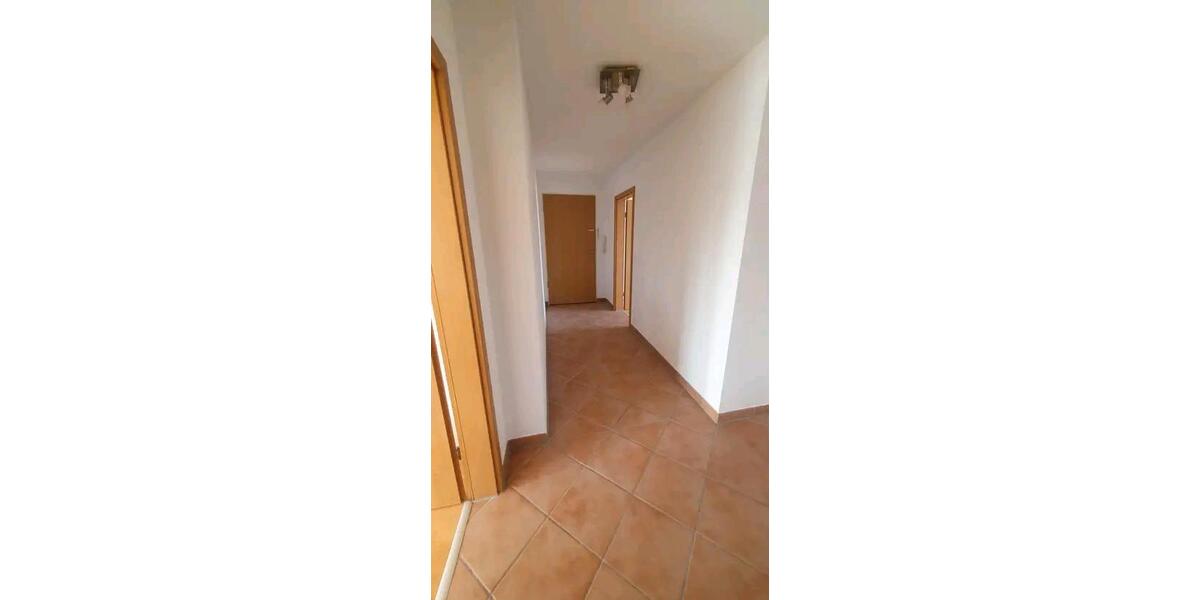 Moderne 3-Zimmer-Wohnung mit Balkon in Poing 3 zimmer