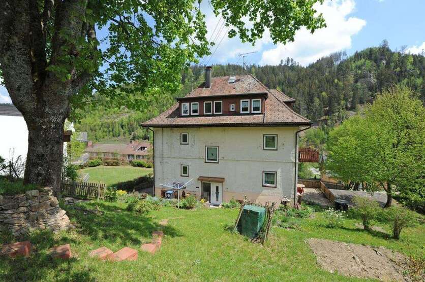Wohnung zum Mieten in Baiersbronn 870 € 117 m²