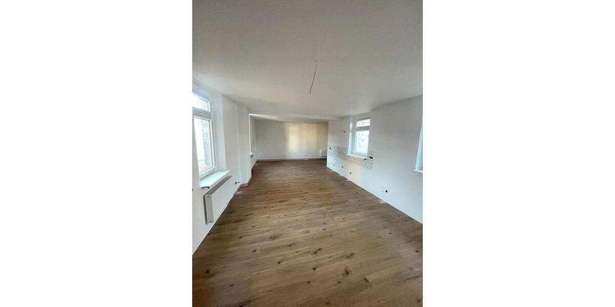Etagenwohnung Apolda - 1 Zimmer, 65 m&sup2;, 480&euro; | Angebot:26572668