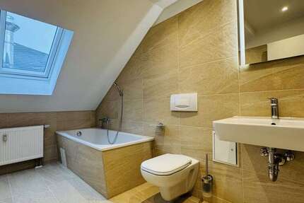 Wohnung zum Mieten in Chemnitz 450 € 77.65 m² 3 zimmer