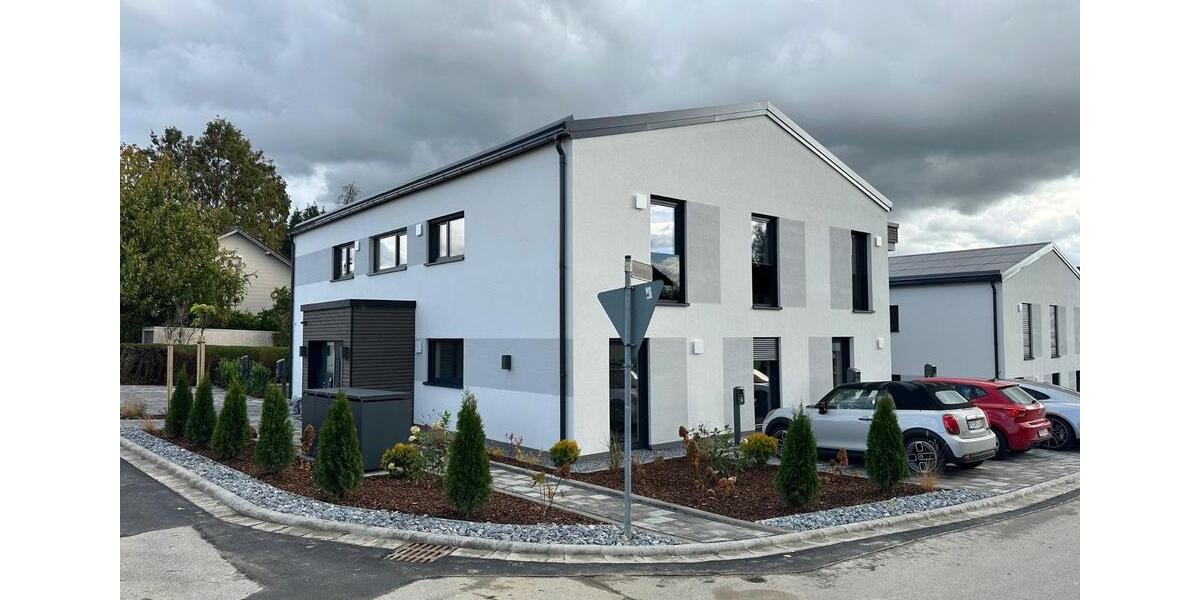 Dachgeschoßwohnung Ruderting - 3.5 Zimmer, 899&euro; | Angebot:22358761