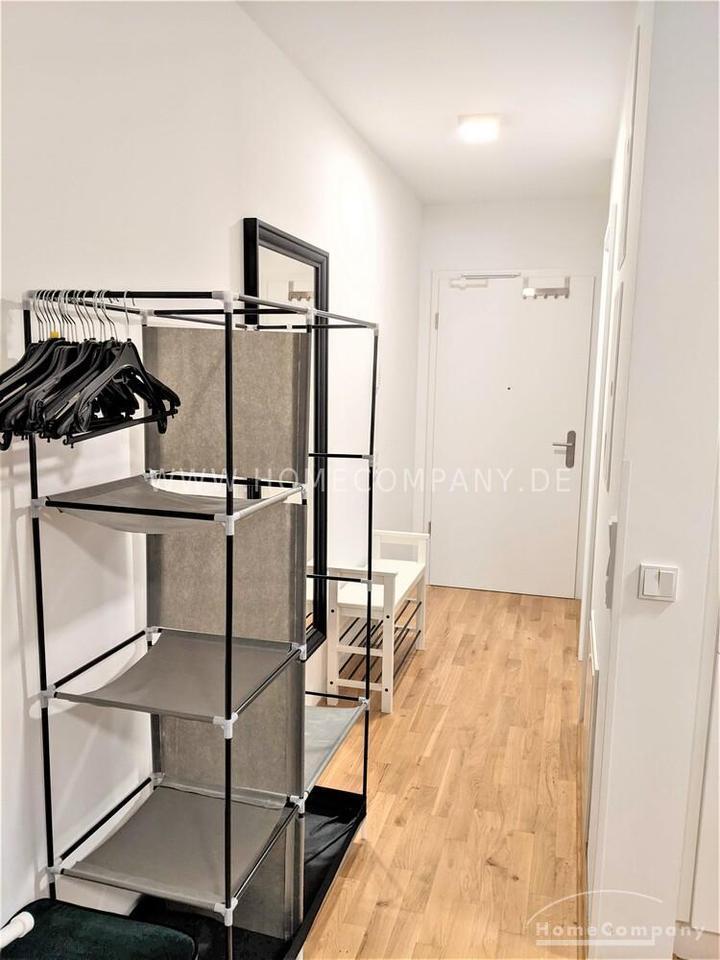 MöbliertFurnished 1-Zimmer Apartment mit Balkon in Dresden-Äußere Neustadt max. 2 Personen zimmer