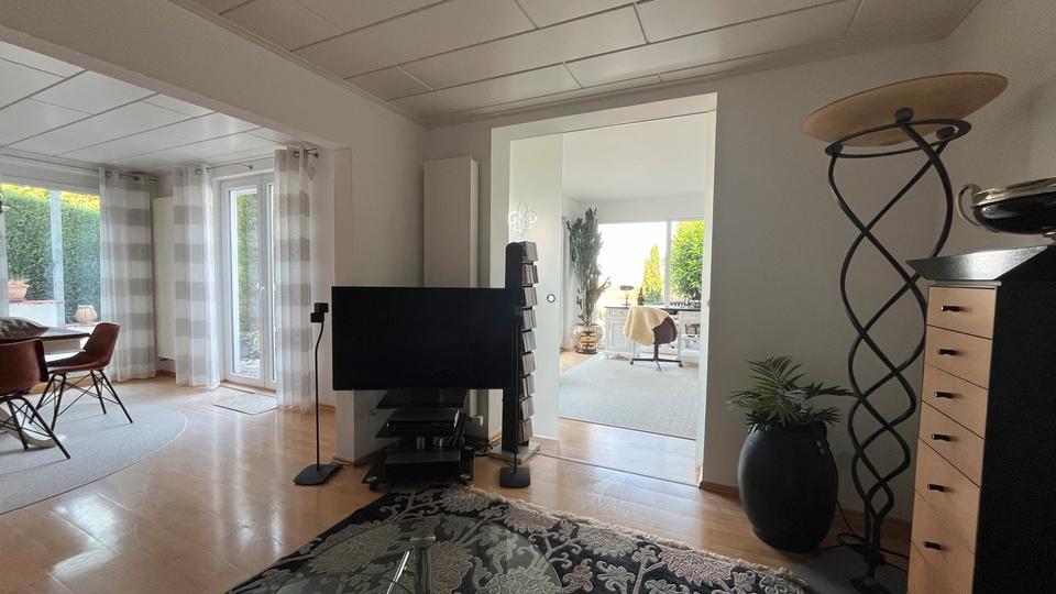 Terrassenwohnung Berg - 2.5 Zimmer, 93 m&sup2;, 1.400&euro; | Angebot:26614145