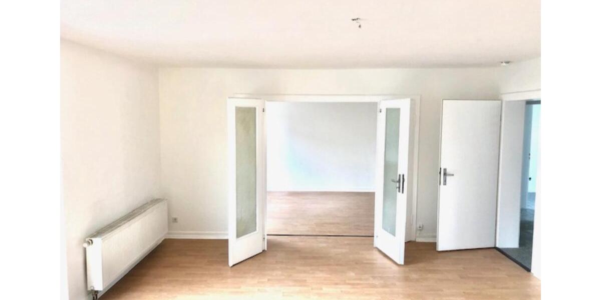 Etagenwohnung Krefeld Cracau - 3 Zimmer, 85 m&sup2;, 950&euro; | Angebot:24739661