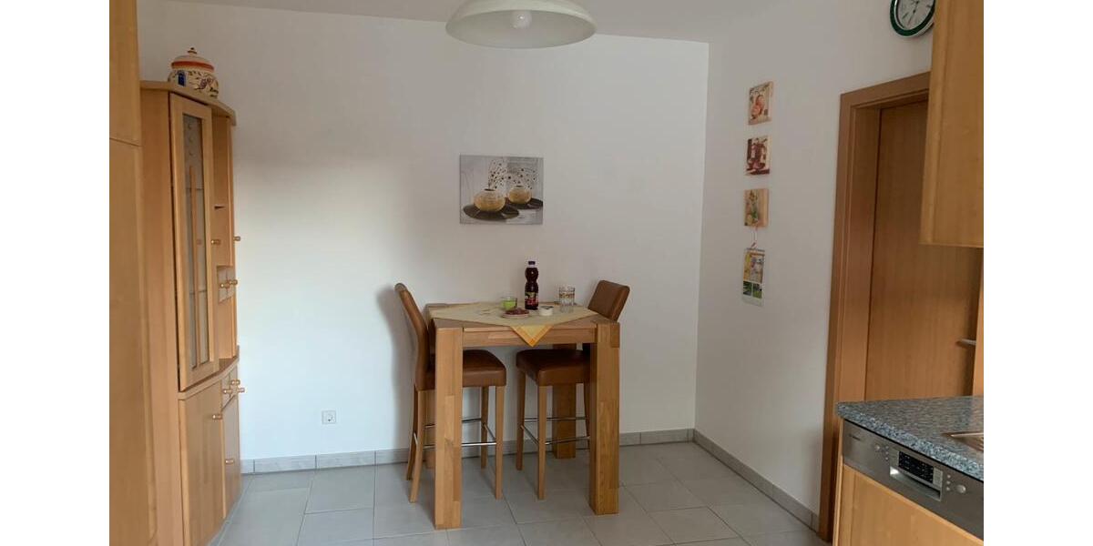 Bungalow Aiterhofen - 4 Zimmer, 117 m&sup2;, 1.250&euro; | Angebot:26343557