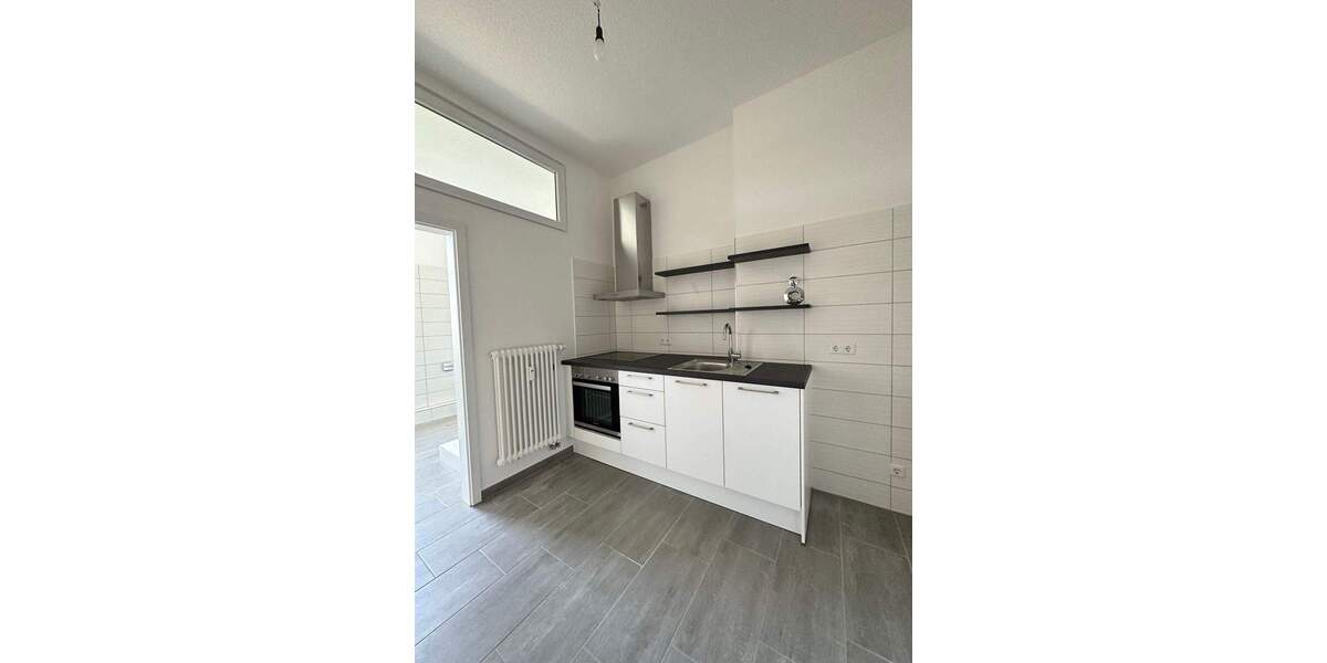 9114688 | traumhafte 3-Zimmer Altbauwohnung in zentraler Lage, EBK 3 zimmer