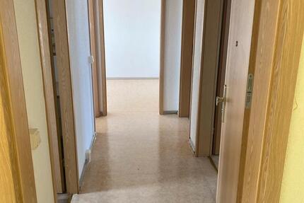 Wohnung Artern - 3 Zimmer, 67 m&sup2;, 495&euro; | Angebot:25831418