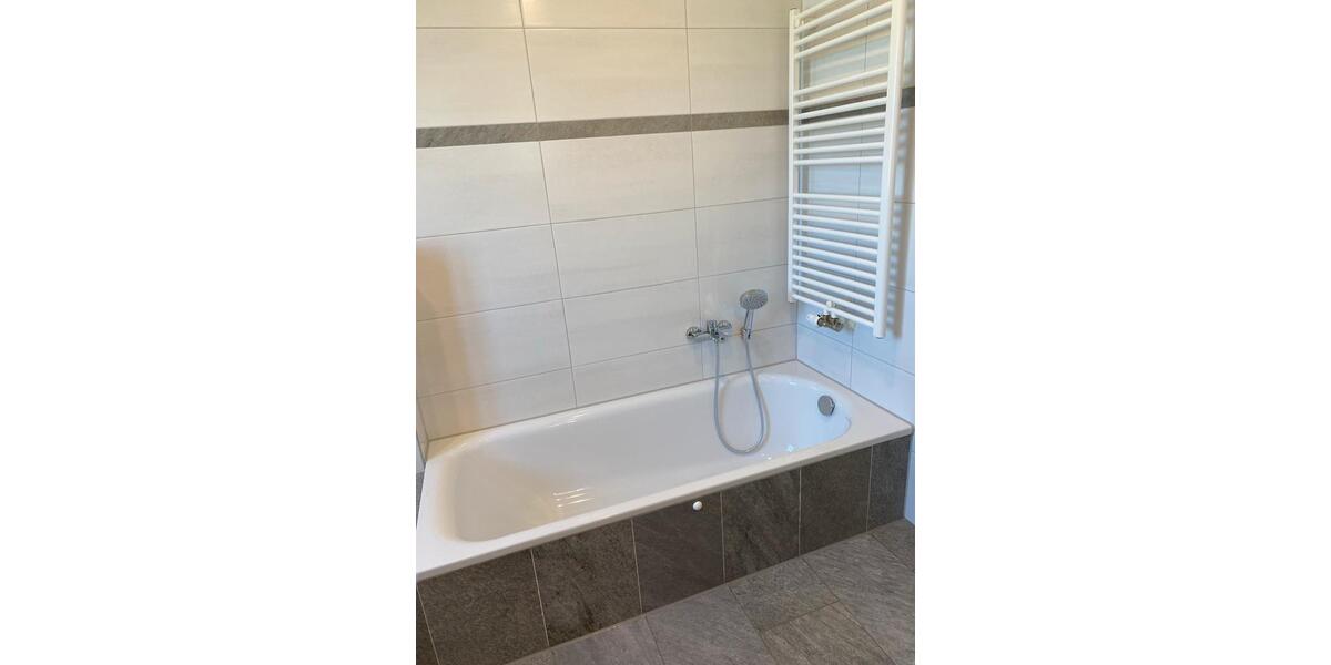 Etagenwohnung Fredenbeck - 3 Zimmer, 87 m&sup2;, 1.150&euro; | Angebot:26533718