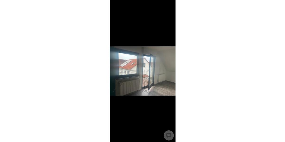 Dachgeschoßwohnung Sindelfingen Sindelfingen (Stadt) - 2 Zimmer, 64 m&sup2;, 865&euro; | Angebot:26646762