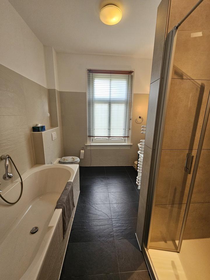 Wohn(t)raum in bester Lage | Garten | Balkon | Carport | Kamin uvm. zimmer