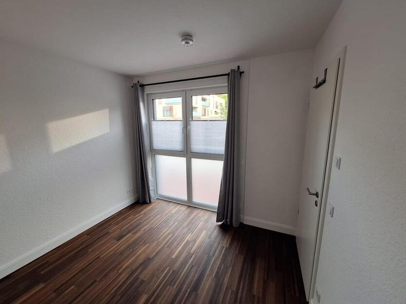 Exklusive 2 Zimmer Neubauwohnung mit Stellplatz und Einbauküche zimmer