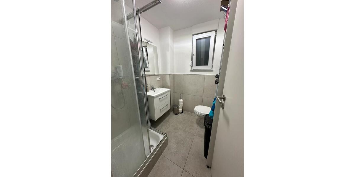 Etagenwohnung Pfinztal - 2 Zimmer, 65 m&sup2;, 1.200&euro; | Angebot:26640250