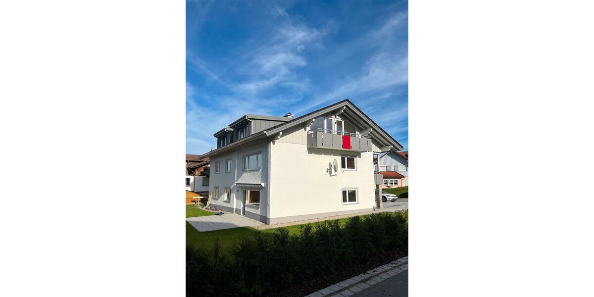 Etagenwohnung Stiefenhofen - 4 Zimmer, 130 m&sup2;, 1.342&euro; | Angebot:25990716