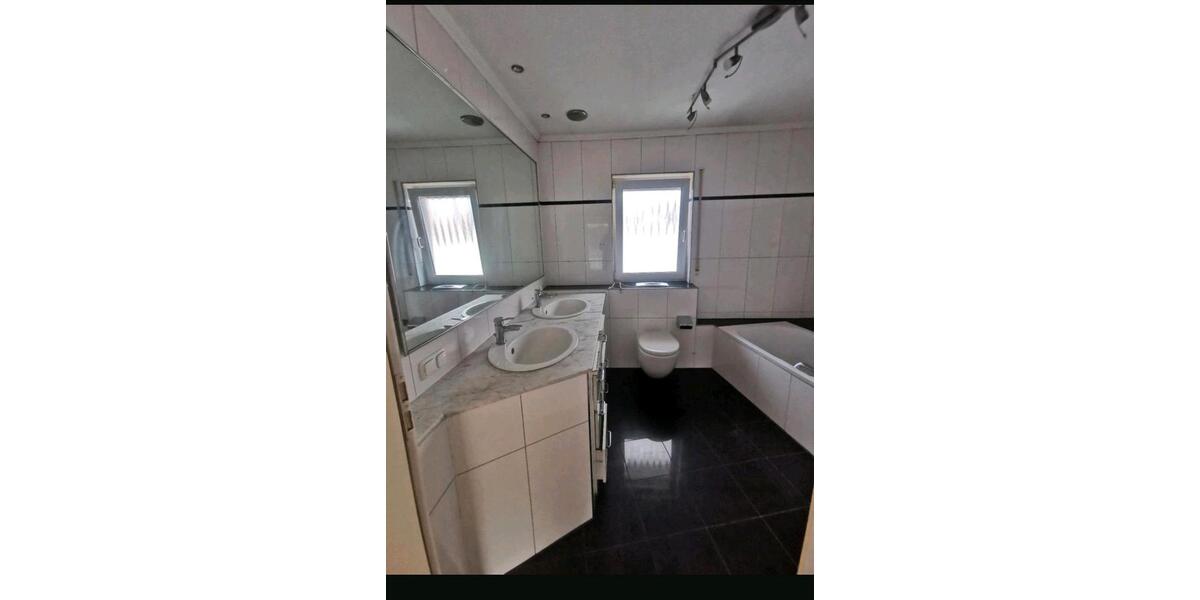 Maisonettenwohnung Sprendlingen - 3 Zimmer, 127 m&sup2;, 1.250&euro; | Angebot:25859995