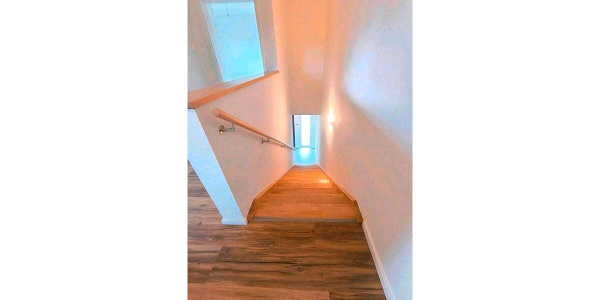 Etagenwohnung Oberhausen - 3 Zimmer, 91 m&sup2;, 1.200&euro; | Angebot:26611683