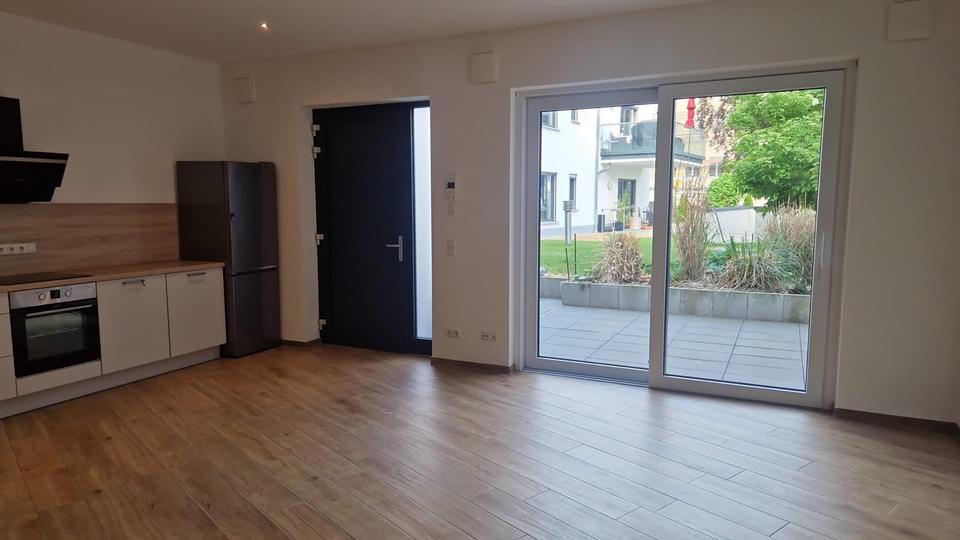 Erdgeschoßwohnung Deggendorf - 1.5 Zimmer, 45 m&sup2;, 900&euro; | Angebot:26626305