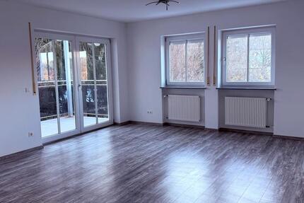 Wohnung Chamerau - 3 Zimmer, 102 m&sup2;, 780&euro; | Angebot:26252425