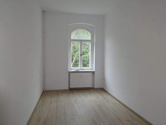 Etagenwohnung Zeitz Aue - 3 Zimmer, 58 m&sup2;, 300&euro; | Angebot:25877233