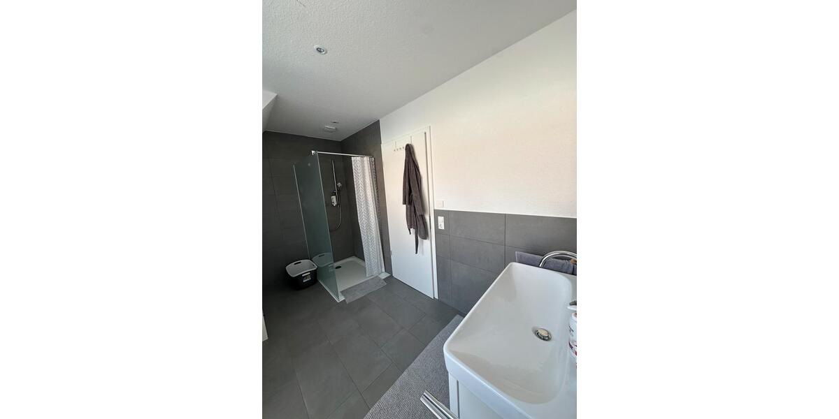 Doppelhaushälfte Cloppenburg - 6 Zimmer, 125 m&sup2;, 1.500&euro; | Angebot:24990839