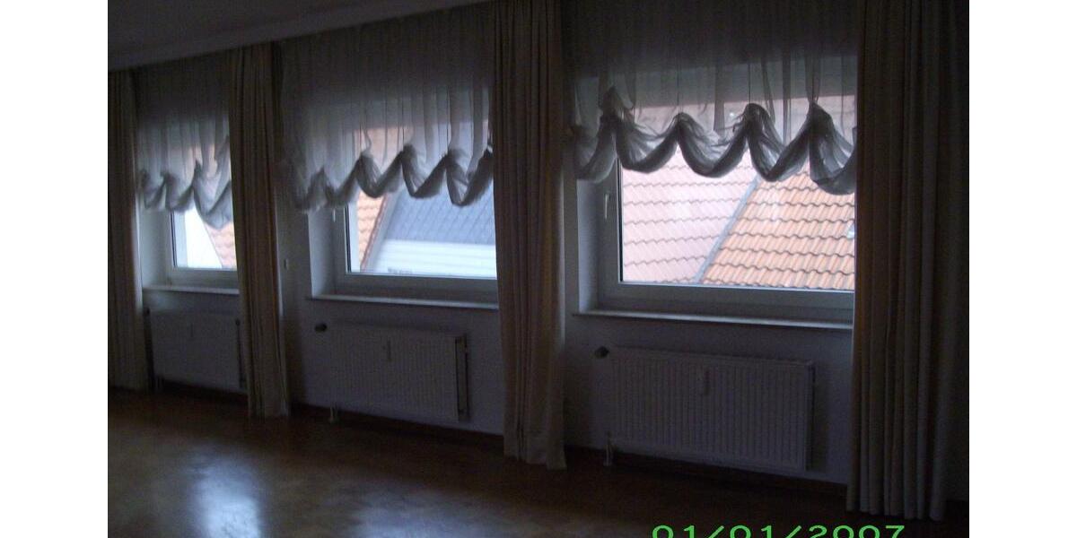 Etagenwohnung Bad Münder am Deister - 4 Zimmer, 120 m&sup2;, 600&euro; | Angebot:25613387