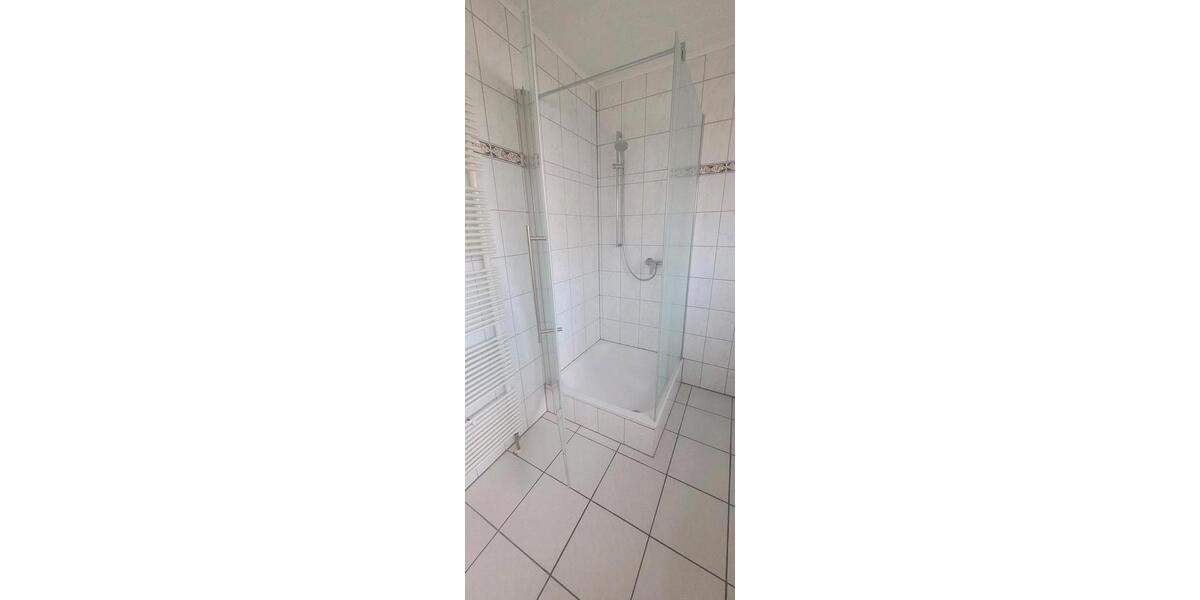 Etagenwohnung Lich - 3 Zimmer, 85 m&sup2;, 700&euro; | Angebot:24773022