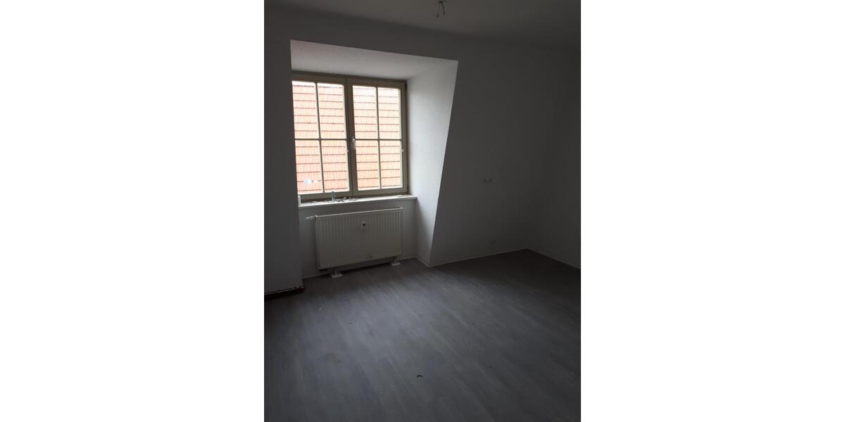 Dachgeschoßwohnung Sangerhausen - 3 Zimmer, 82 m&sup2;, 540&euro; | Angebot:25959295