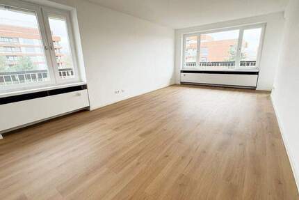 Wohnung Köln Bayenthal - 3 Zimmer, 100 m&sup2;, 1.700&euro; | Angebot:24347977