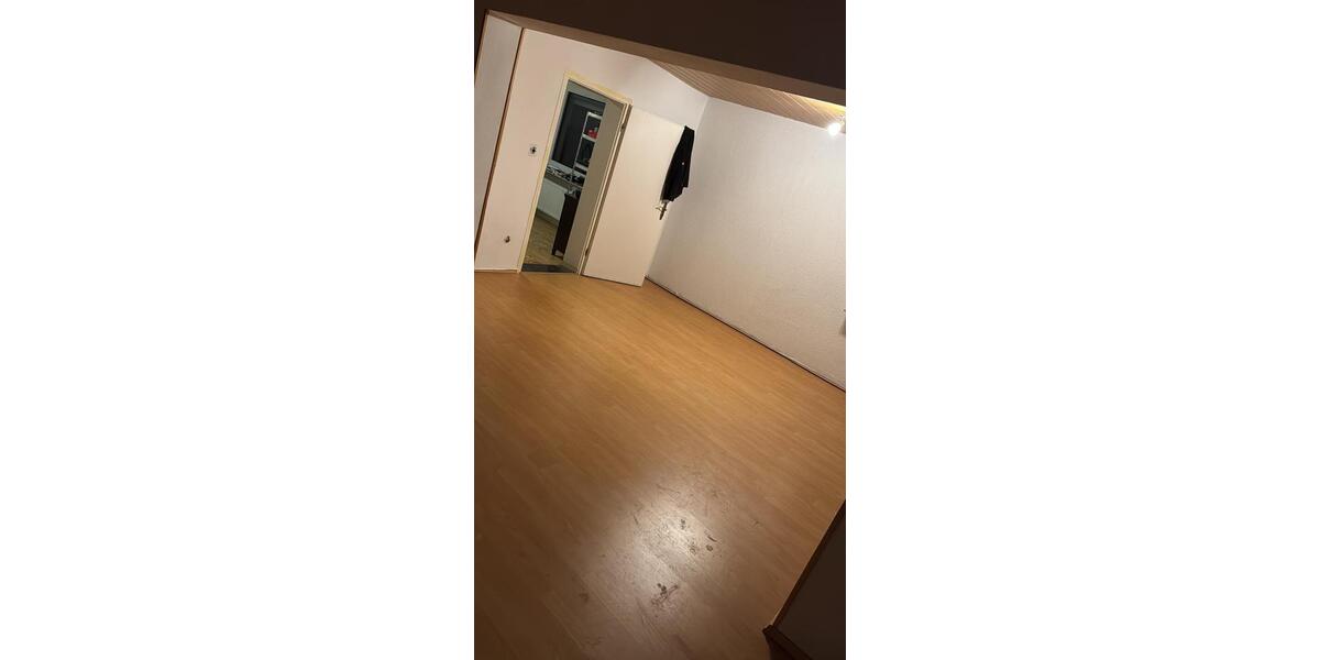 Schöne 4 Zimmer Wohnung + Küche und Bad Billingshausen 4 zimmer